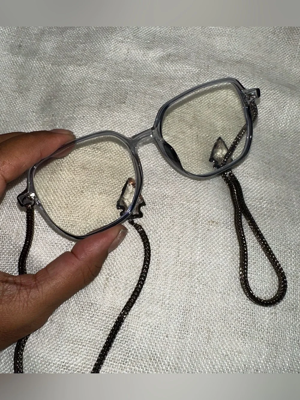 Willows Make It Blue Quartz Crystal Chain Blue Light Glasses